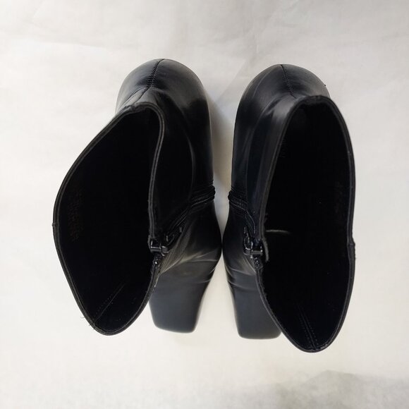 Preview International Leather Pixi Ankle Boots Women's 8 Black Heeled Side Zip - Picture 8 of 16